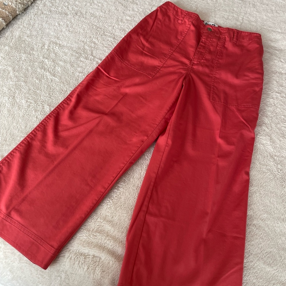 Brilliant red capri’s from Chicos size 8 Woman’s or 1 in Chicos